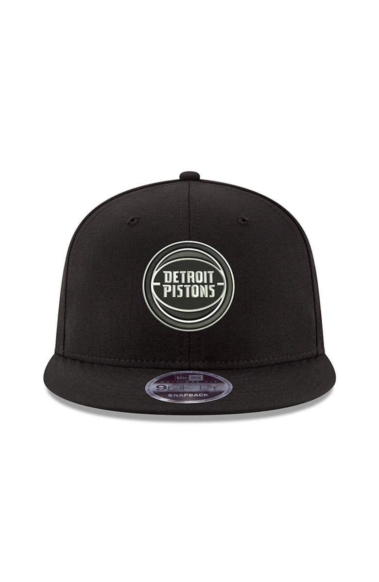 New Era Men's New Era Detroit Pistons Black & White 9FIFTY Snapback Hat, Alternate, color, 