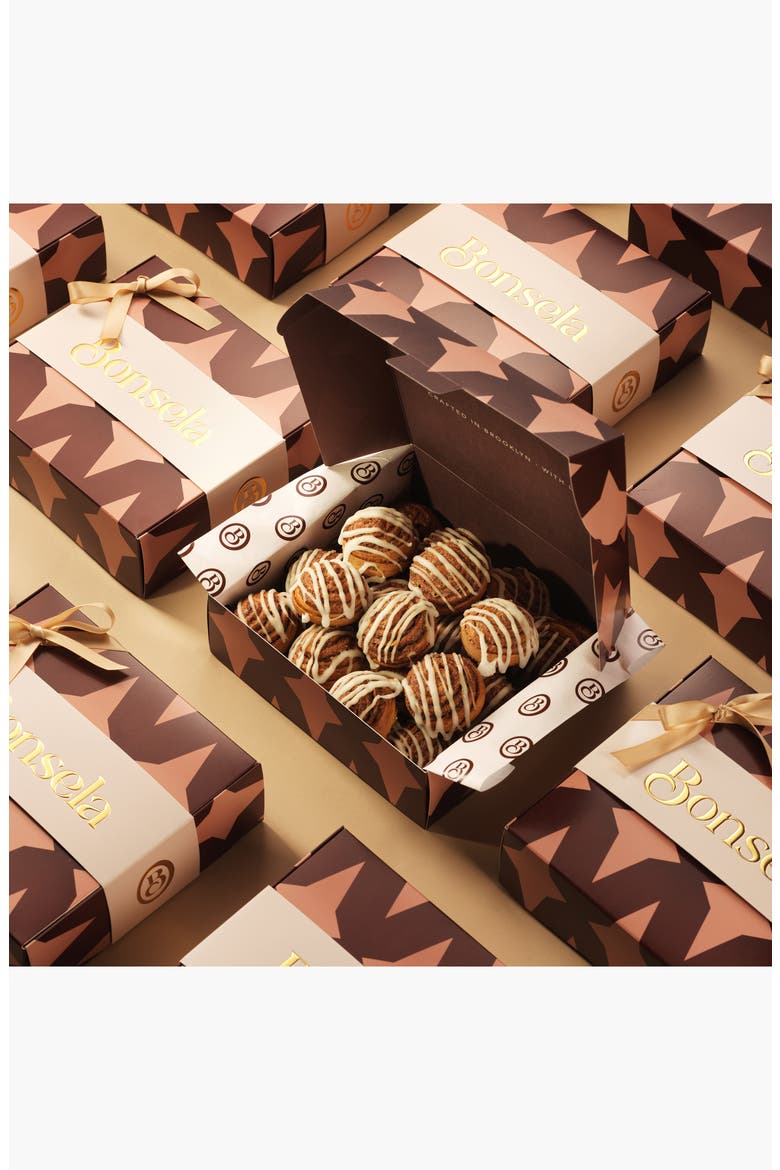 20 Piece Food Gift Basket, Cinnamon Rolls and Pastries, Alternate, color, None
