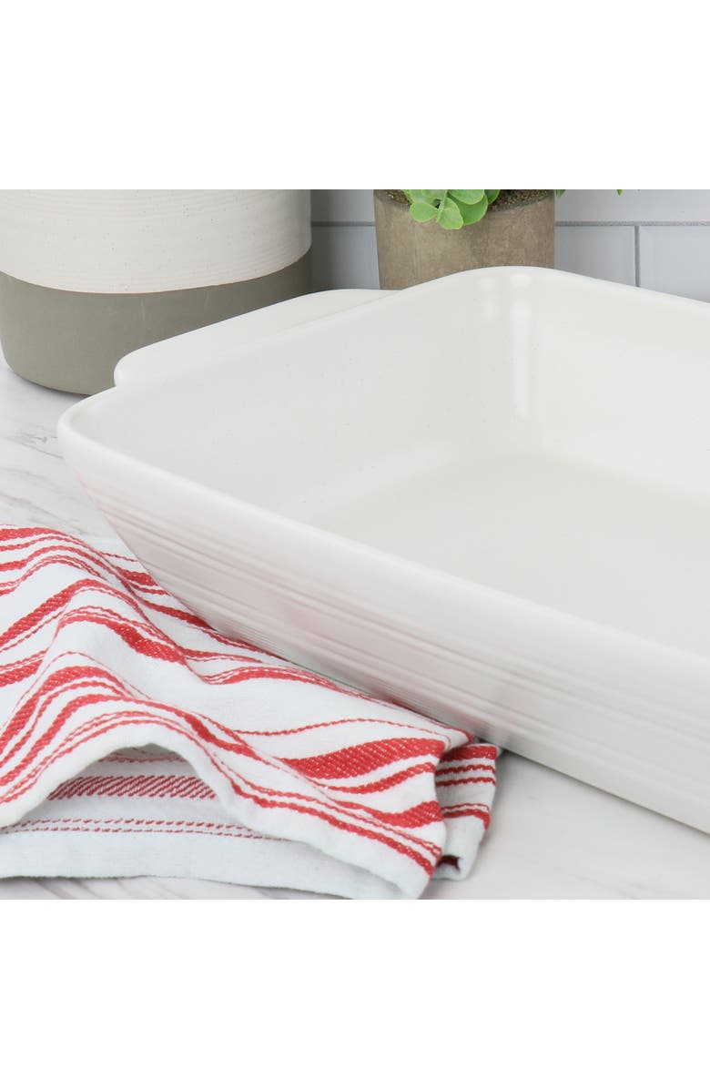 Bee And Willow Gibson 4 Quart Rectangular Stoneware Baker in White Speckle, Alternate, color, White Speckle