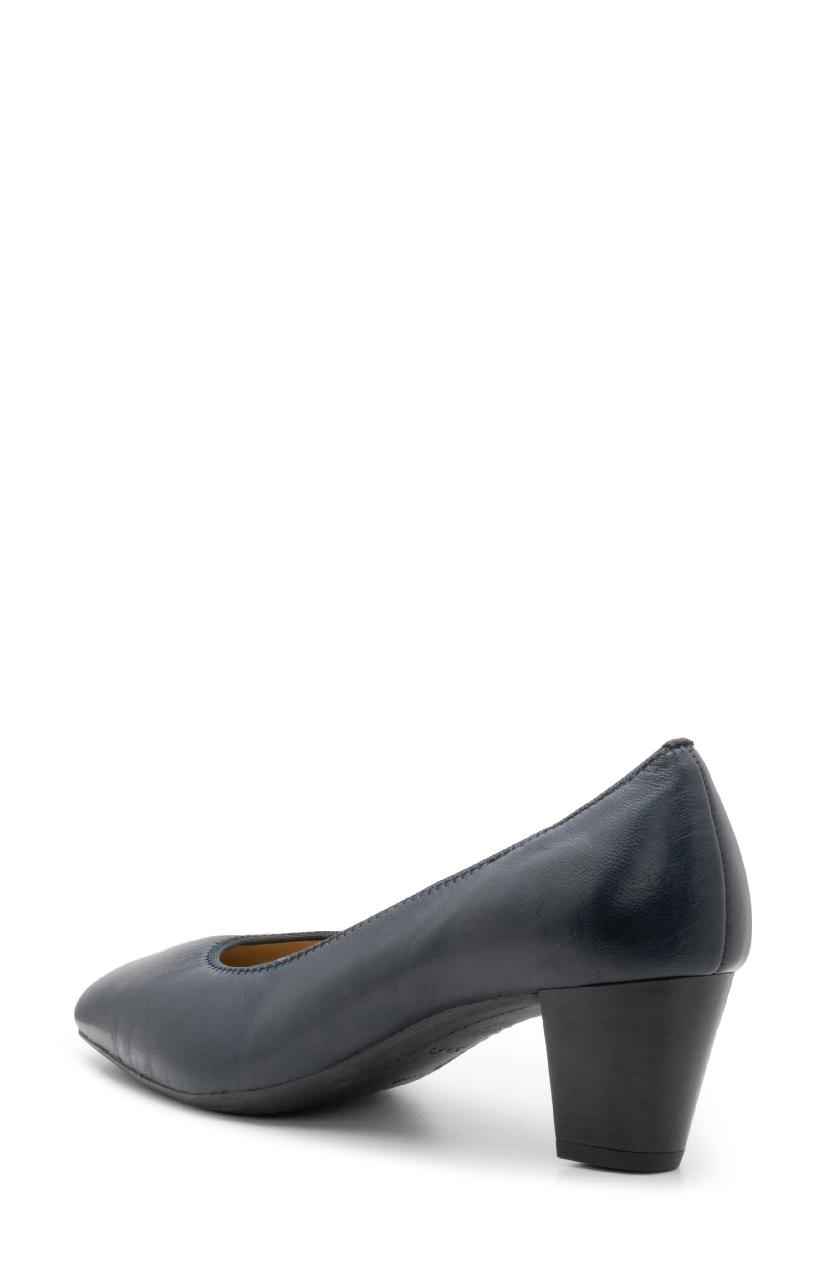 Veda Pump, Alternate, color, BLUE