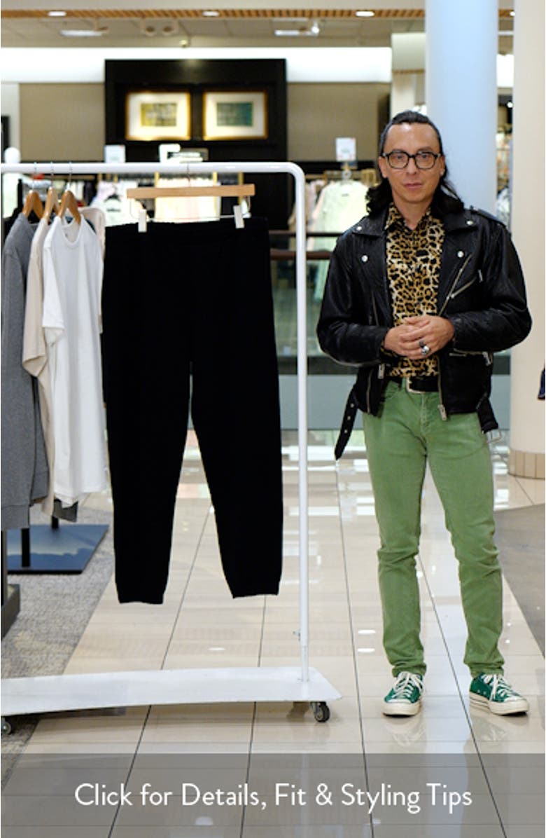 Crew OG Badge Sweatpants, sales video thumbnail