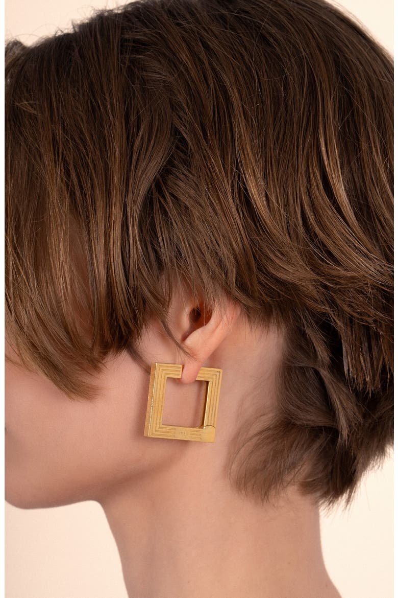 Large Aurelia Hoop Earrings, Alternate, color, YELLOW GOLD