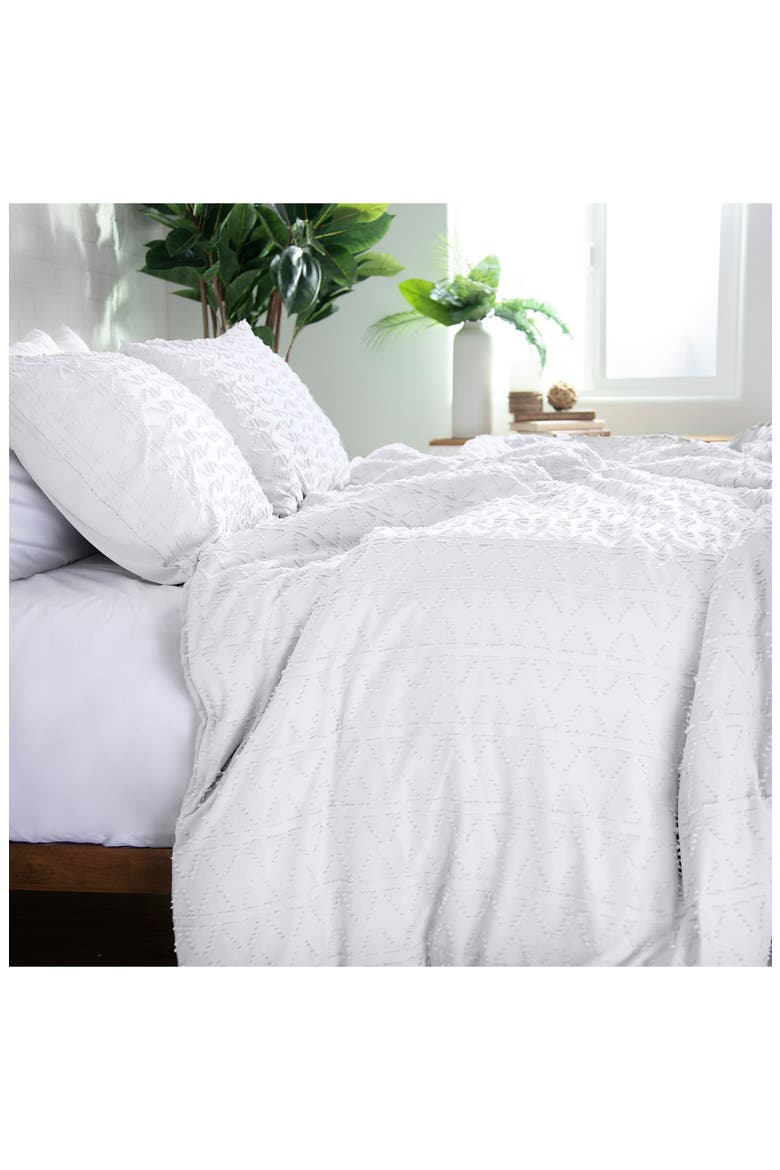 Bali Clipped Jacquard Duvet Cover, Alternate, color, WHITE