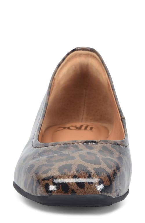 Söfft Poppy Square Toe Flat In Brown