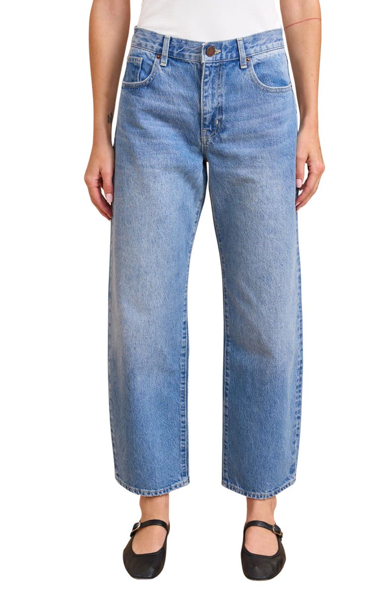 La Ligne Marilyn Jean, Main, color, Walter