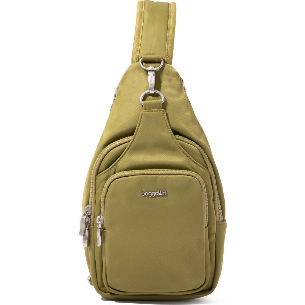 Baggallini Central Park Sling Bag
