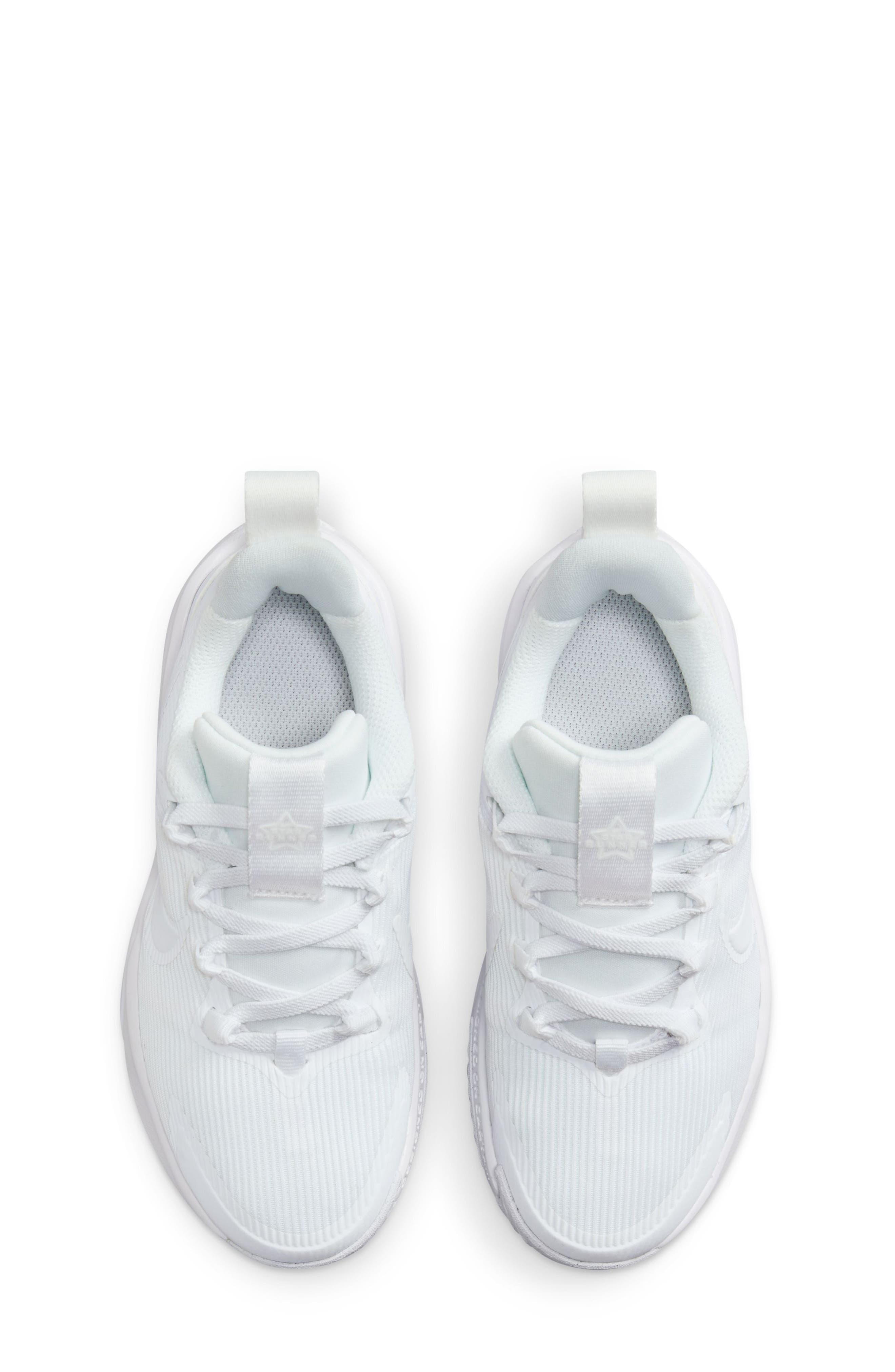 Nike Kids' Star Runner 4 NN GS Sneaker, Alternate, color, White/ White/ White/ Platinum