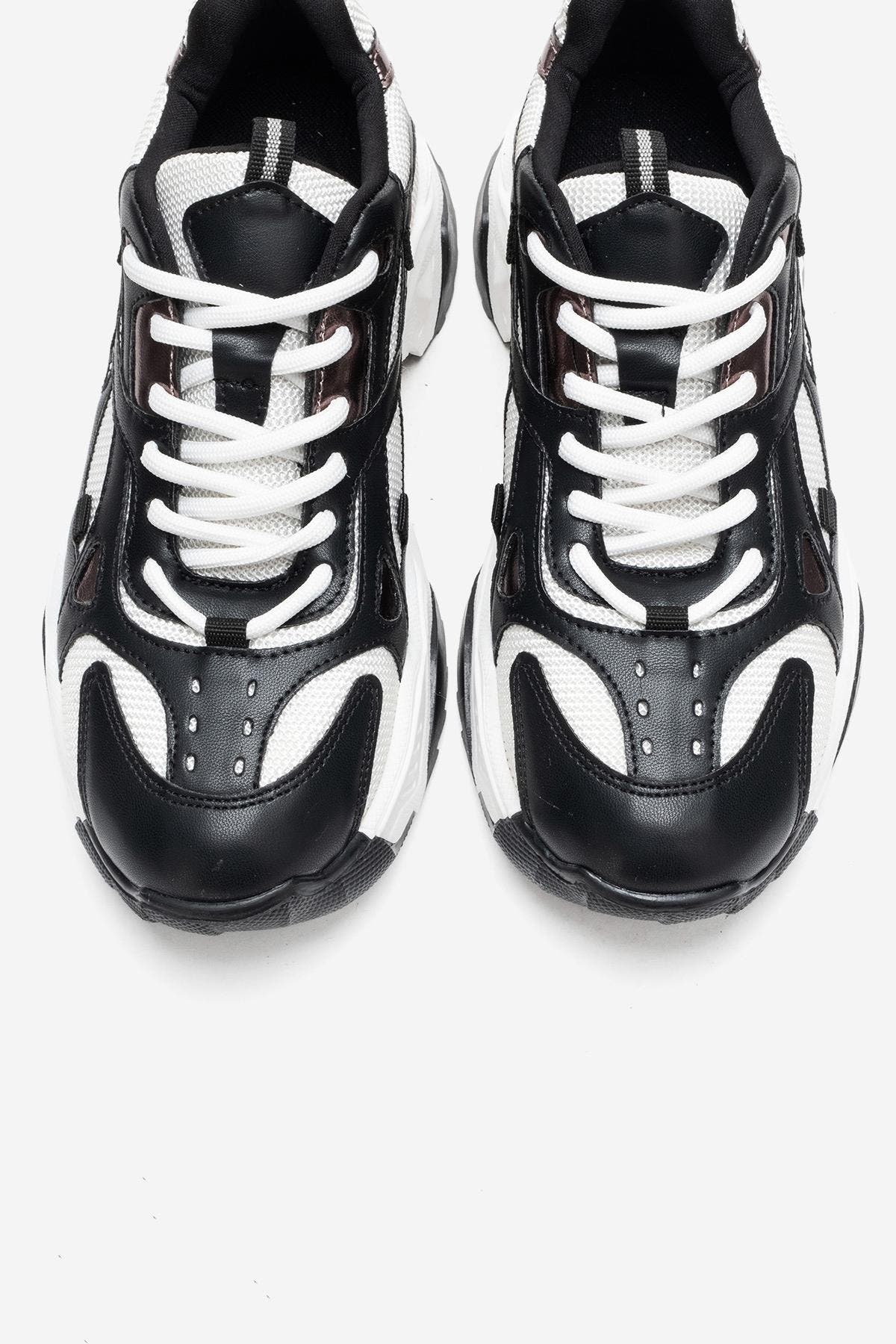 Prologue Shoes Loretta Platform Sneakers, Alternate, color, Black White