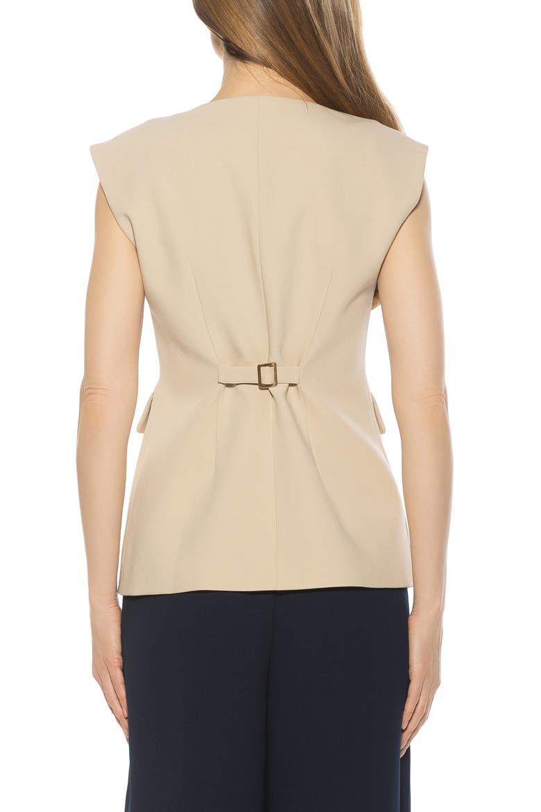 Pia Vest, Alternate, color, OAT