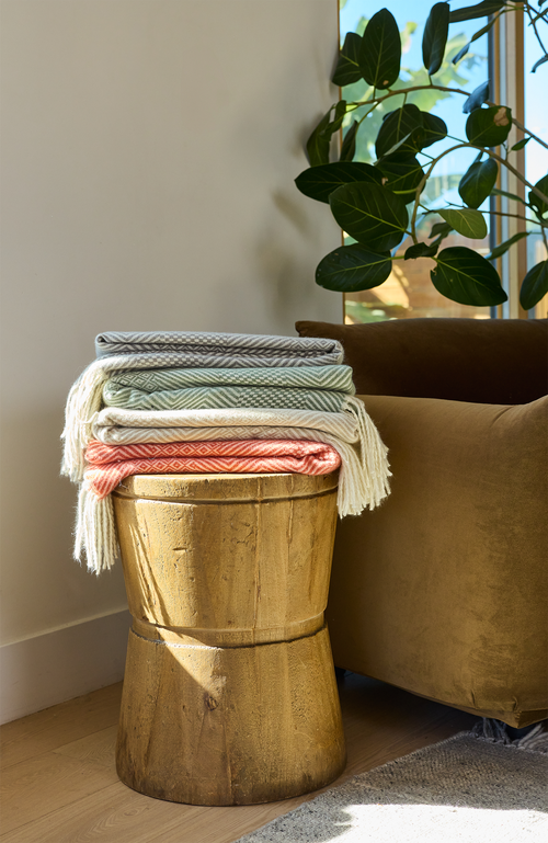 Slumber Cloud Woven Throw Blanket In Brown