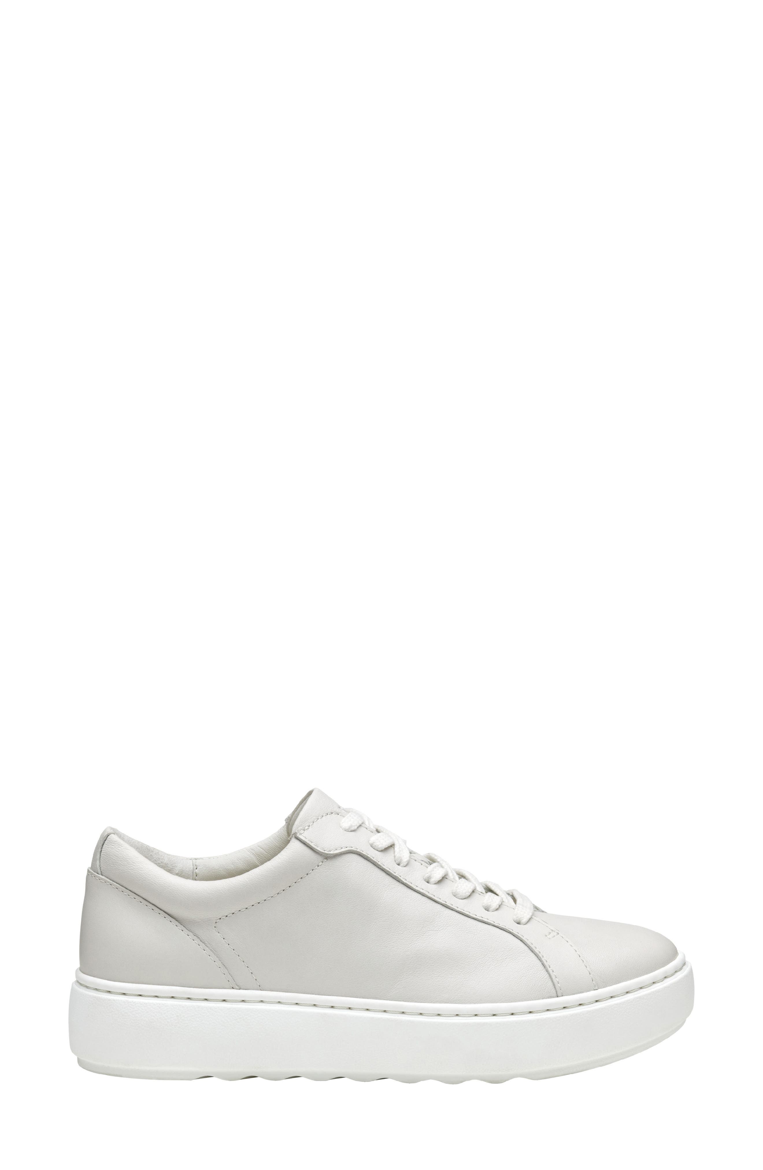 Johnston & Murphy Cammie Low Top Sneaker, Alternate, color, White Tumbled Full Grain
