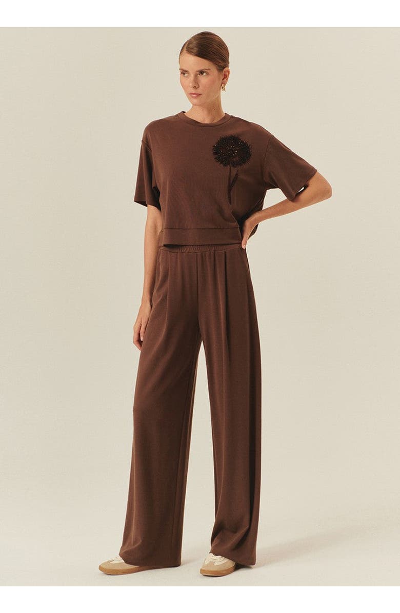 Exquise Brynn T-Shirt  Chic Casual Gem-Detail Tee, Alternate, color, Brown
