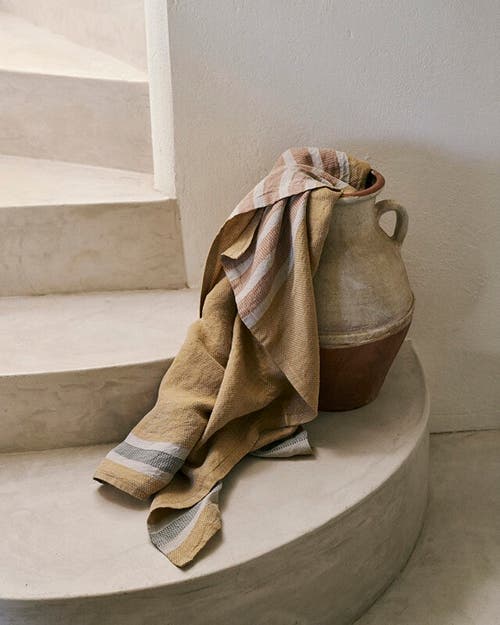 Mungo The Flax Towel In Amber