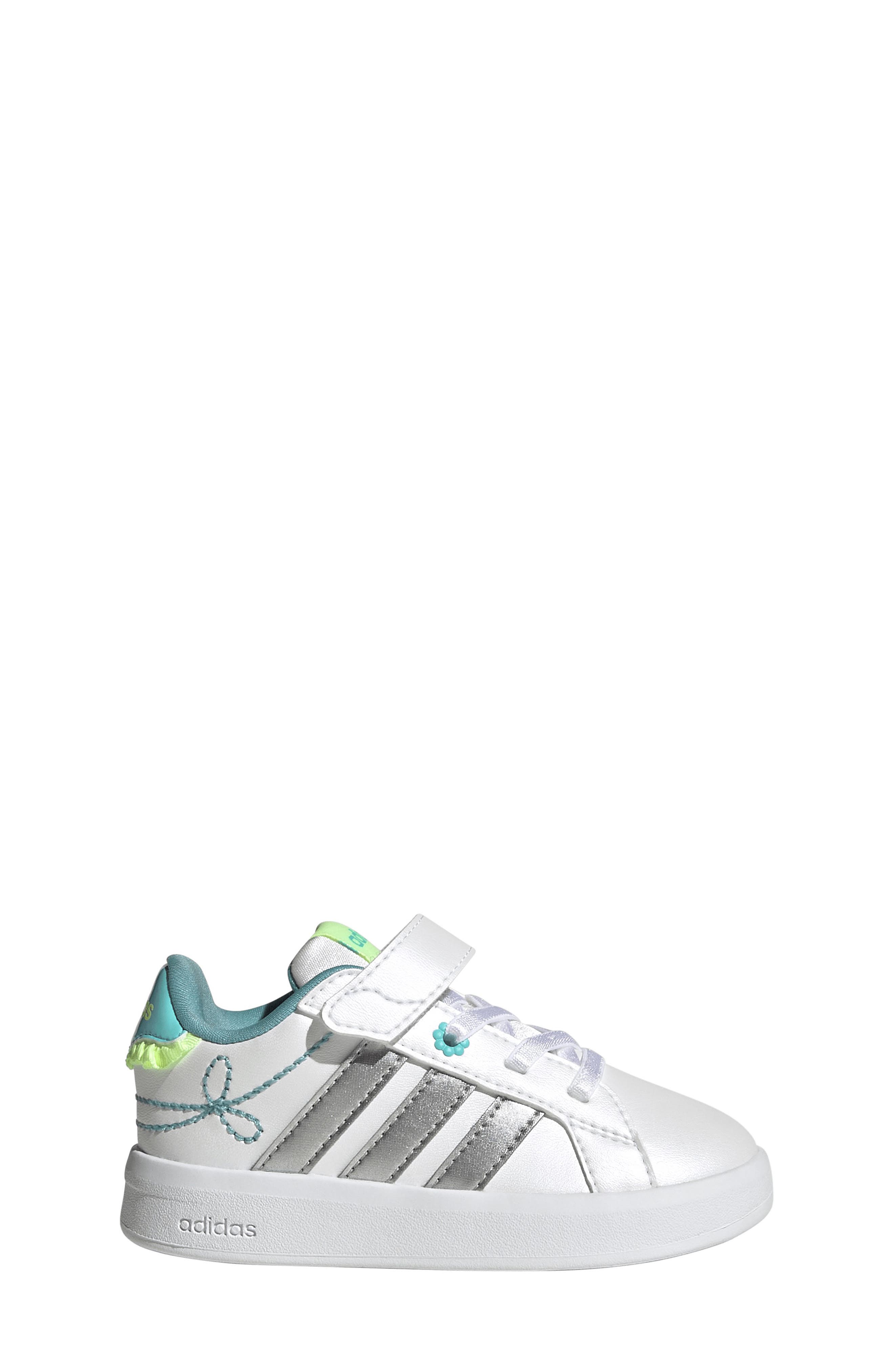 adidas Kids' Grand Court 3.0 Sneaker, Alternate, color, Ftwwht/Sil