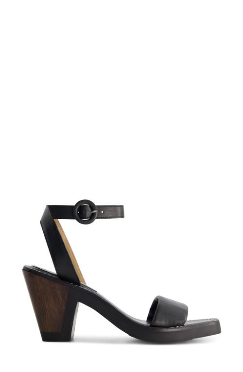 Bernardo Footwear Brisi Sandal In Black