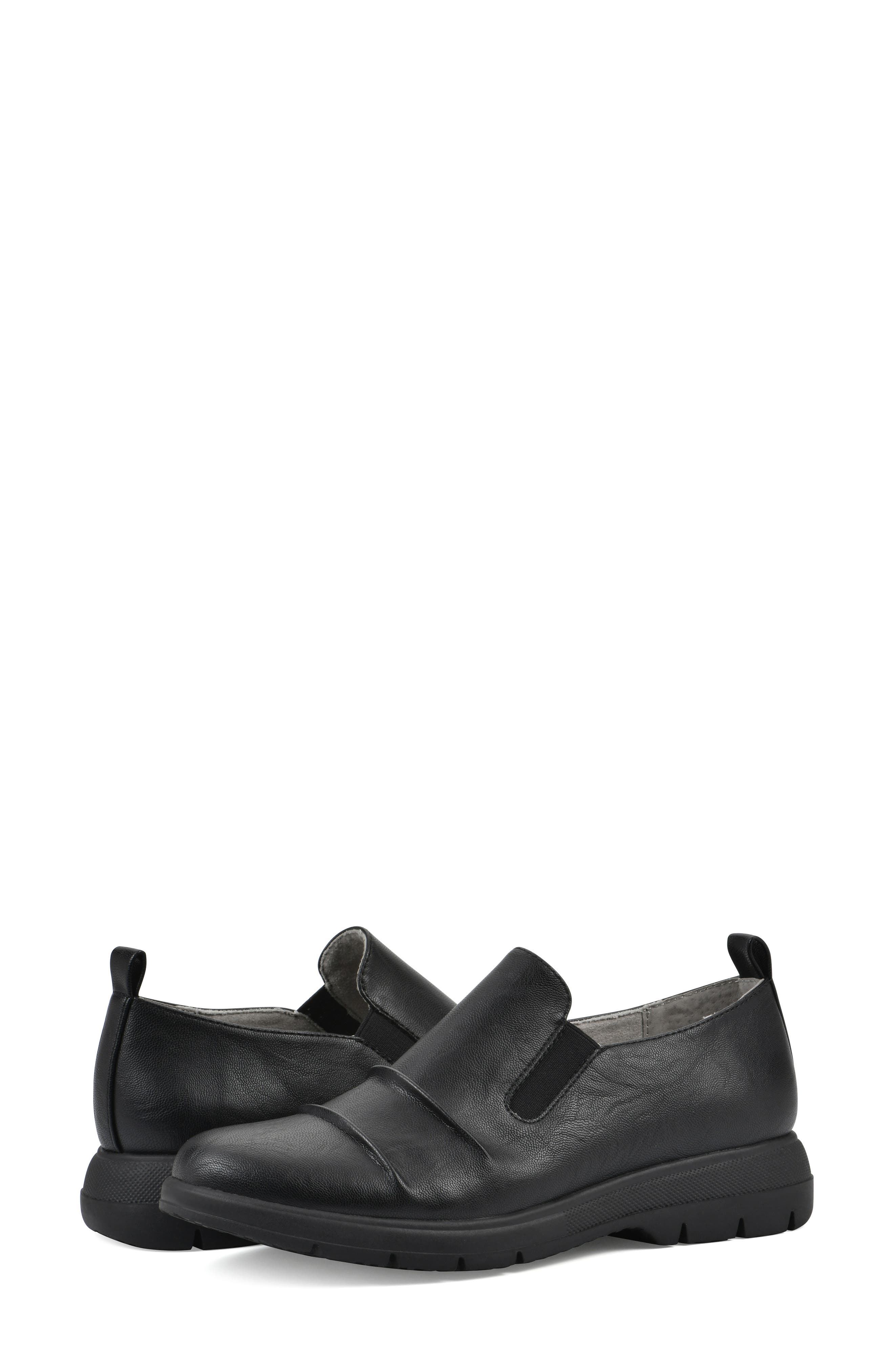 CLIFFS BY WHITE MOUNTAIN Floaty Scrunch Loafer, Alternate, color, 