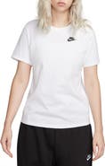 Nike Sportswear Club Essentials T-Shirt