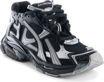 スニーカー Balenciaga Runner Mesh Low-Top Sneakers BALENCIAGA Women's 'Runner' Low-Top Nylon & Mesh Sneakers