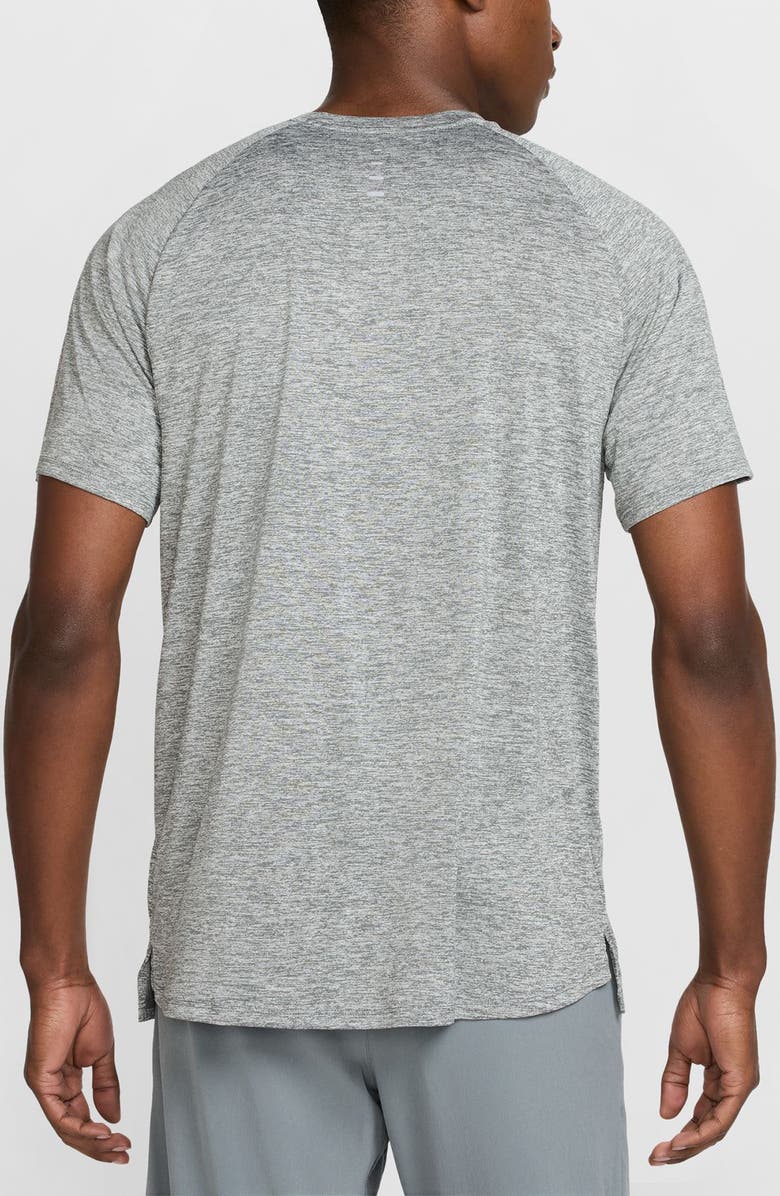 Nike Stride Dri-FIT ADV Running T-Shirt, Alternate, color, 084 Smkgry/Refsil