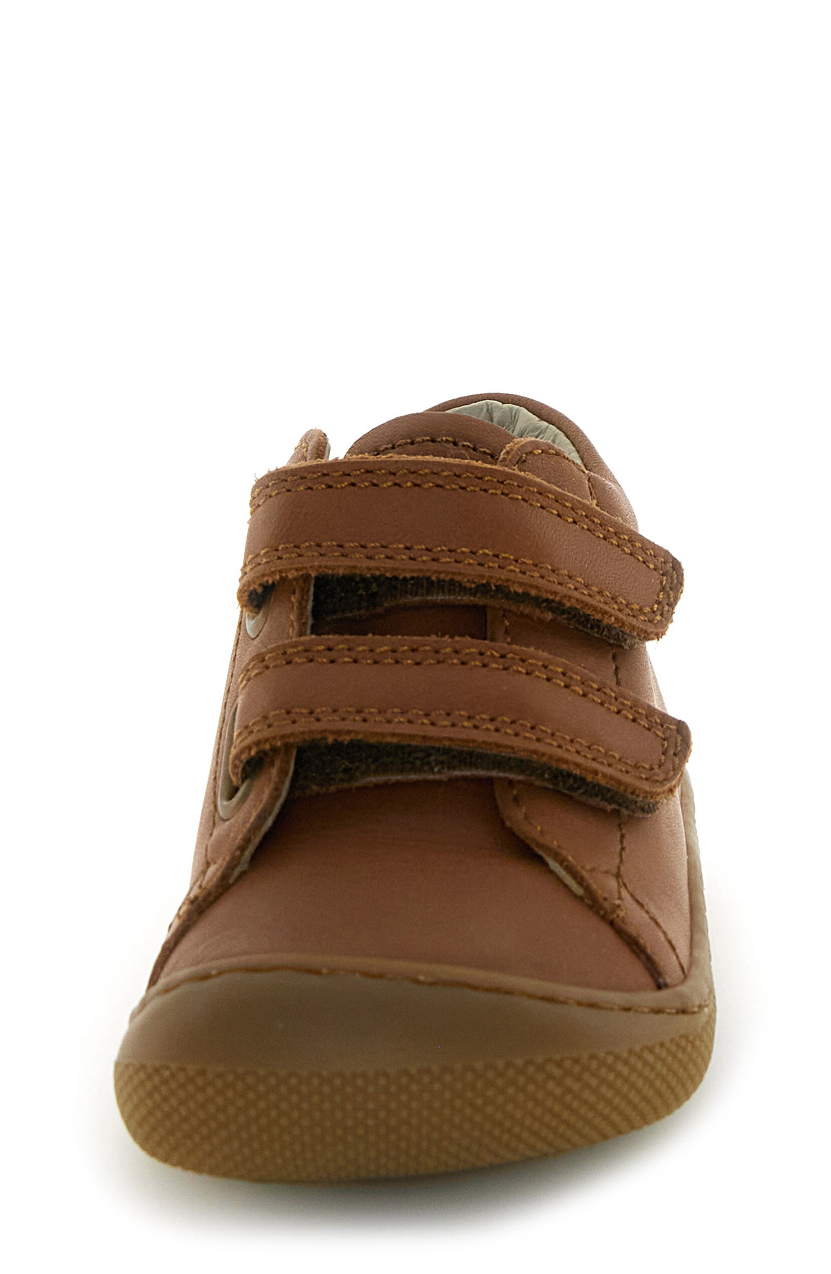 Kids' Amur Barefoot Sneaker, Alternate, color, MEDIUM BROWN