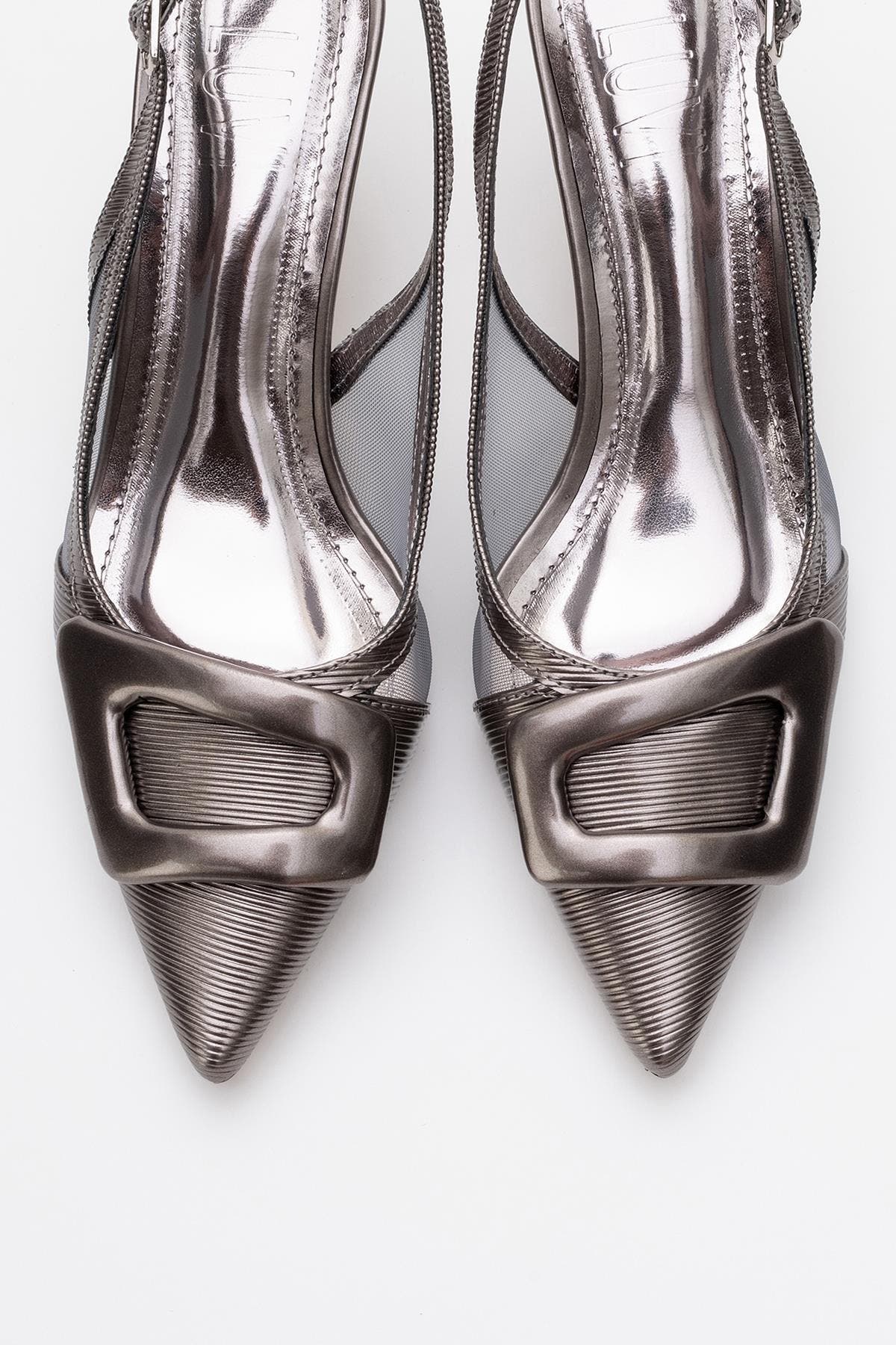 Prologue Shoes Foley Pointed Toe Slingback Stiletto Pump, Alternate, color, Platinum