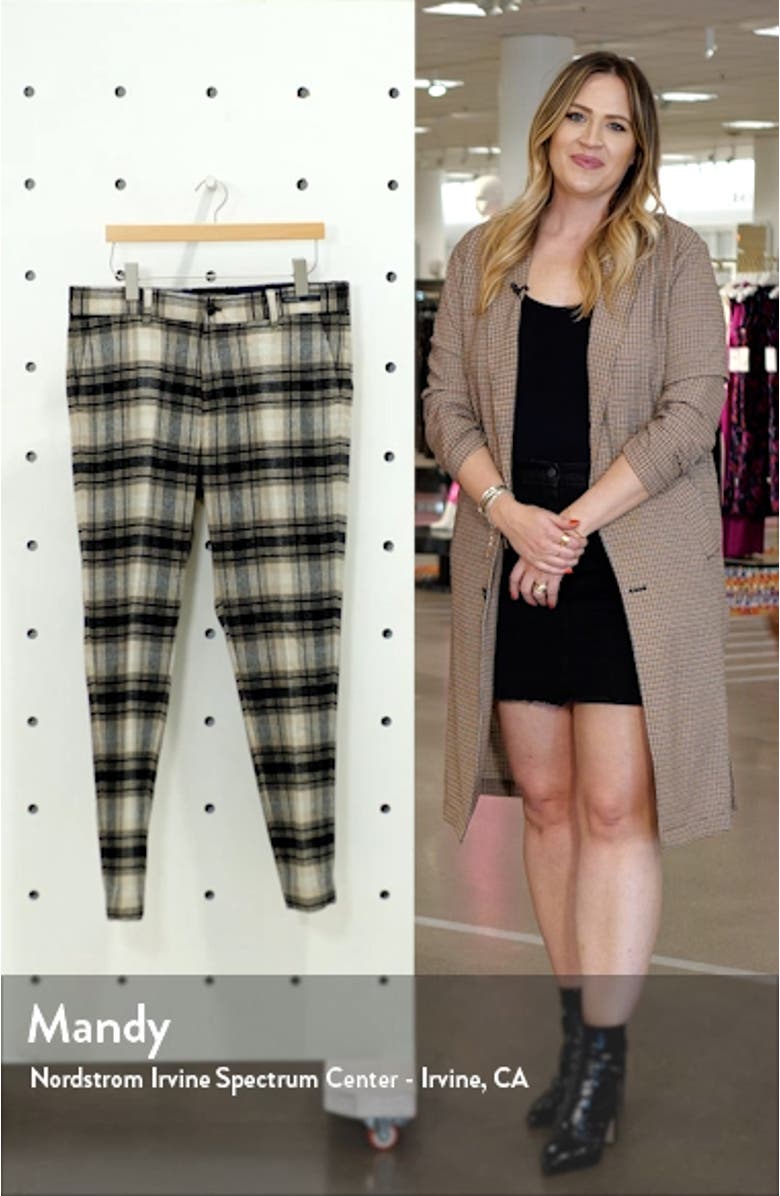 Stuart Slim Fit Chinos, sales video thumbnail