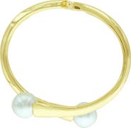 OLIVIA WELLES Imitation Pearl Crossover Hinge Bangle