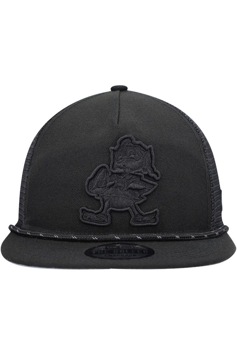 Men's New Era Black Cleveland Browns Illumination Golfer Snapback Trucker Hat, Alternate, color, Black