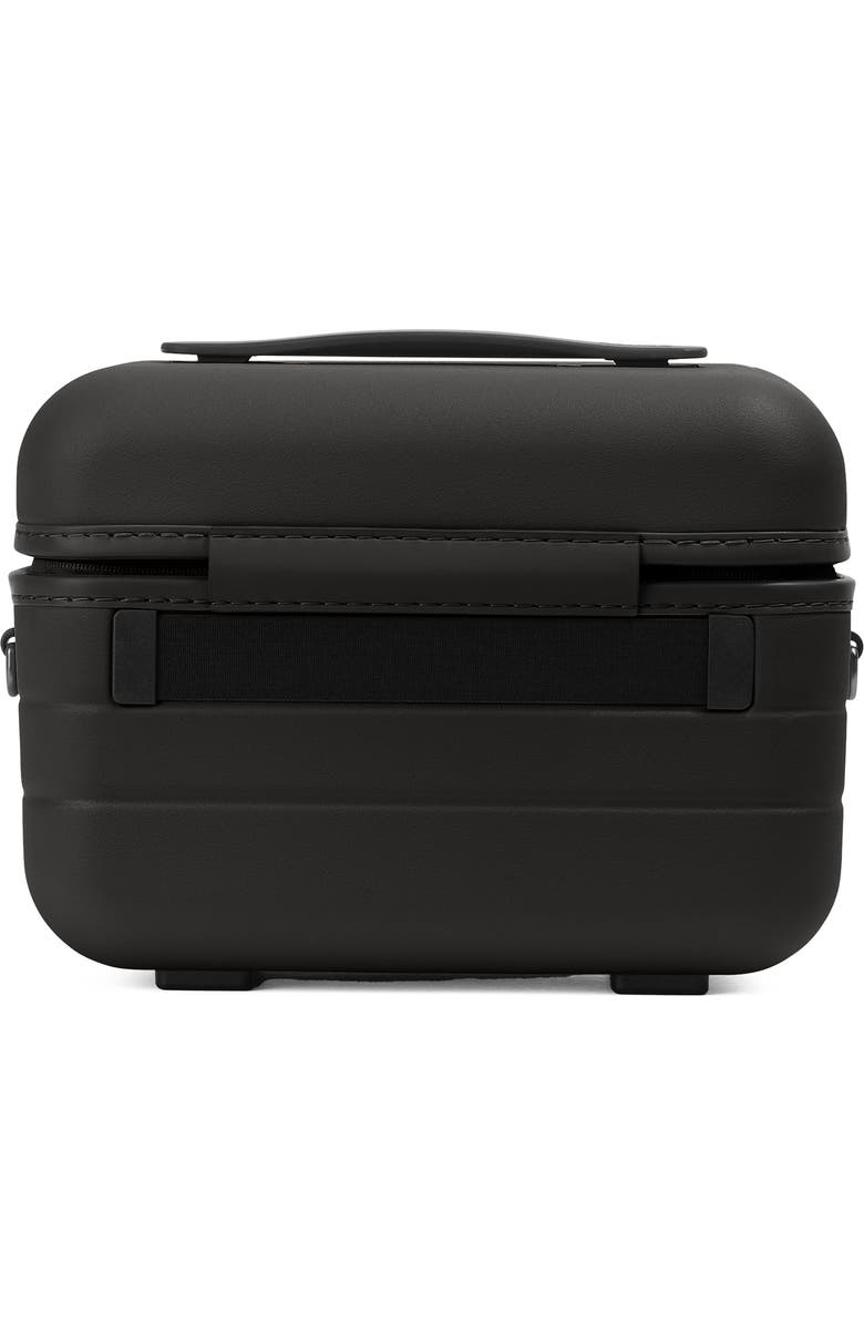 Away The Train Case, Alternate, color, Jet Black