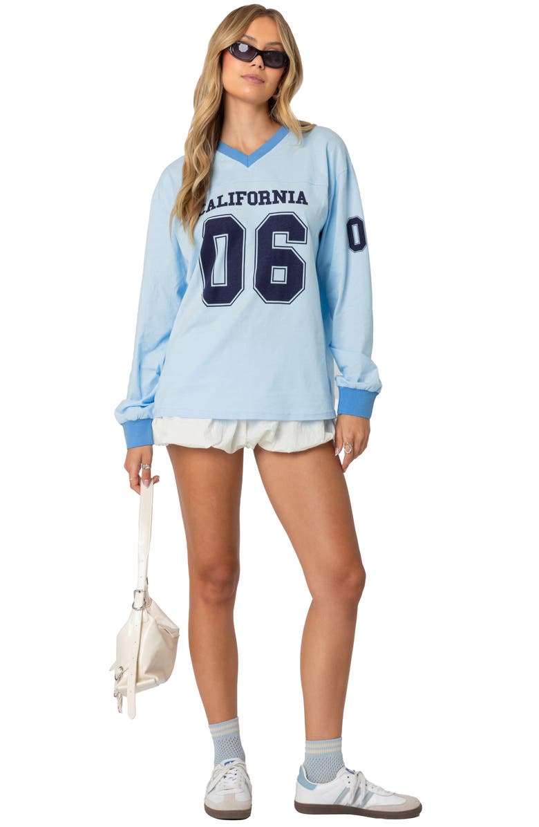EDIKTED Cali 06 Oversize Long Sleeve Cotton Graphic Football T-Shirt, Alternate, color, Light-Blue