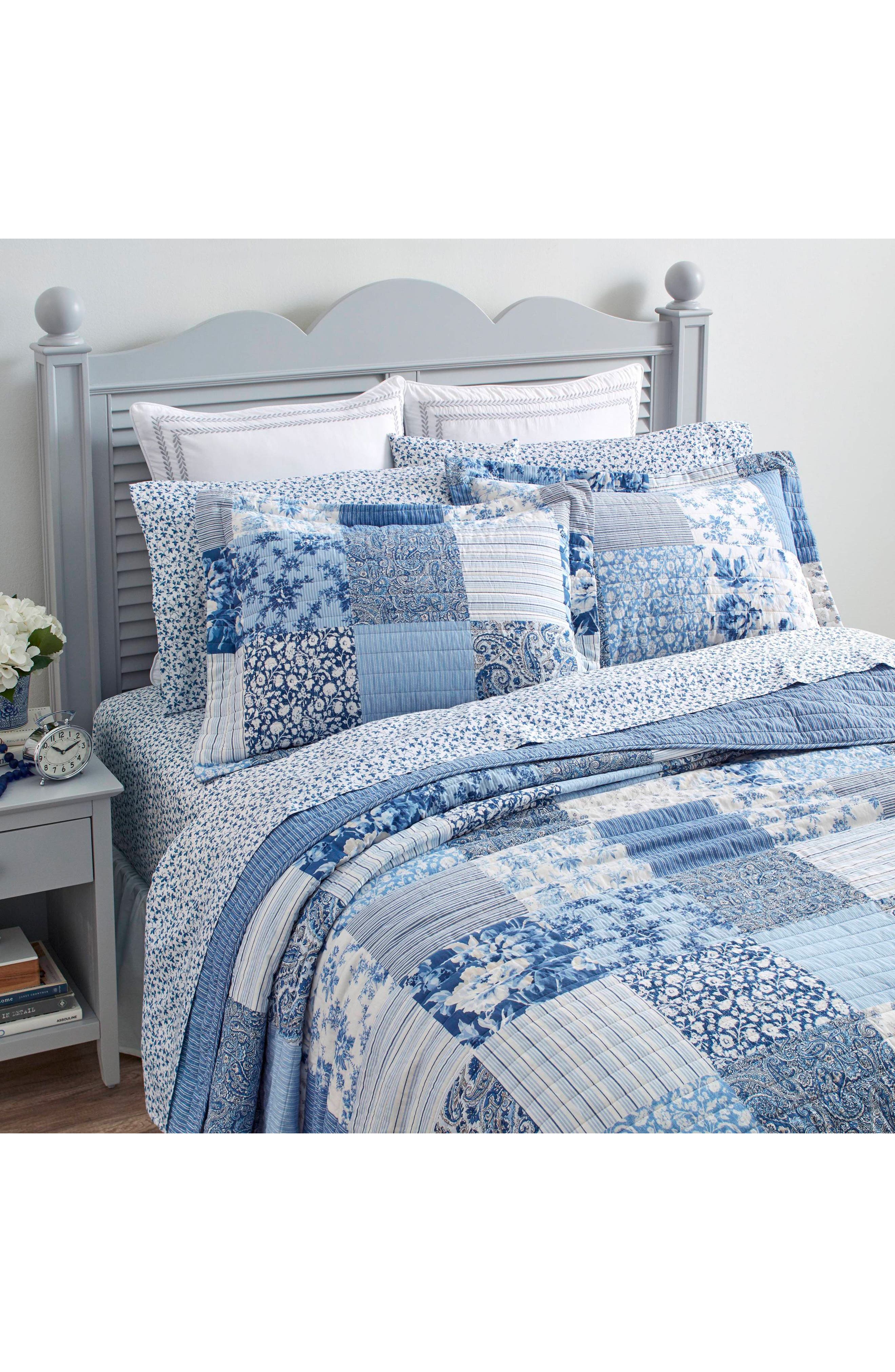 Paisley Patchwork King Quilt Set