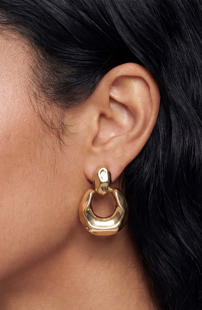Ettika Circle Knocker Drop Earrings, Alternate, color, Gold