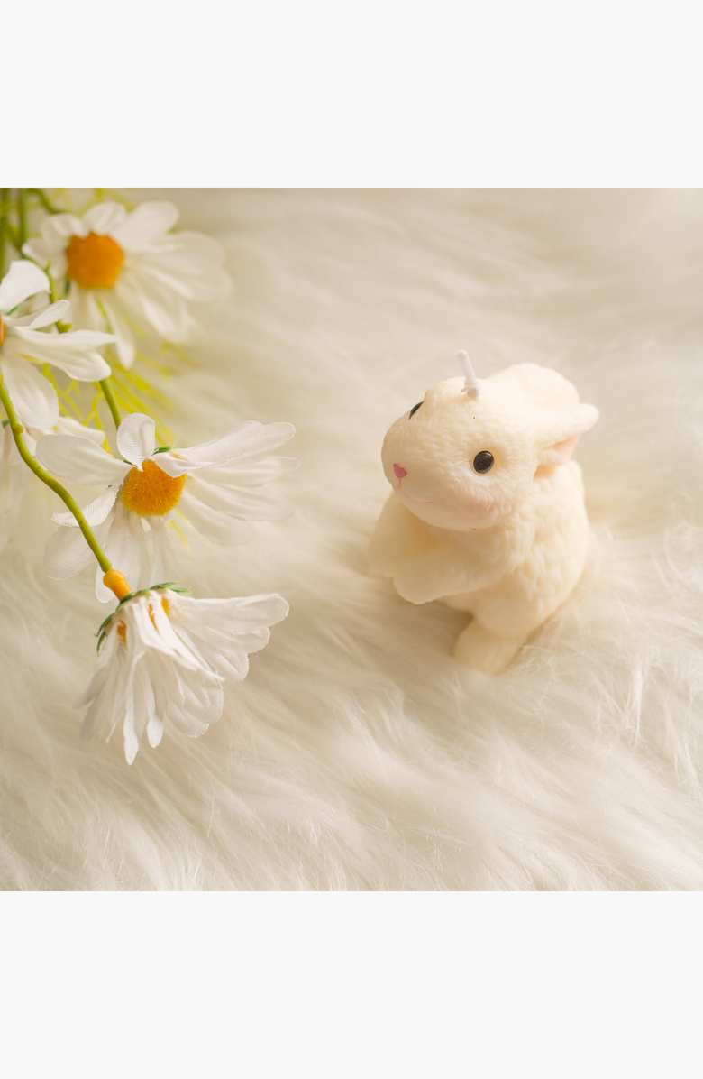 Southlake gifts Blushing Bunny Candle, Alternate, color, Looking Up