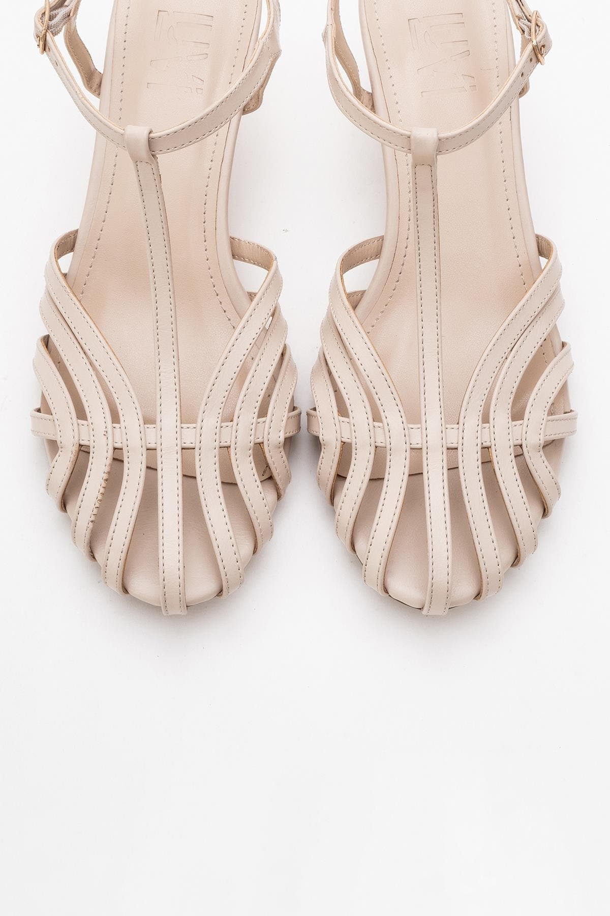 Prologue Shoes Felip Strappy Sandal, Alternate, color, Off White