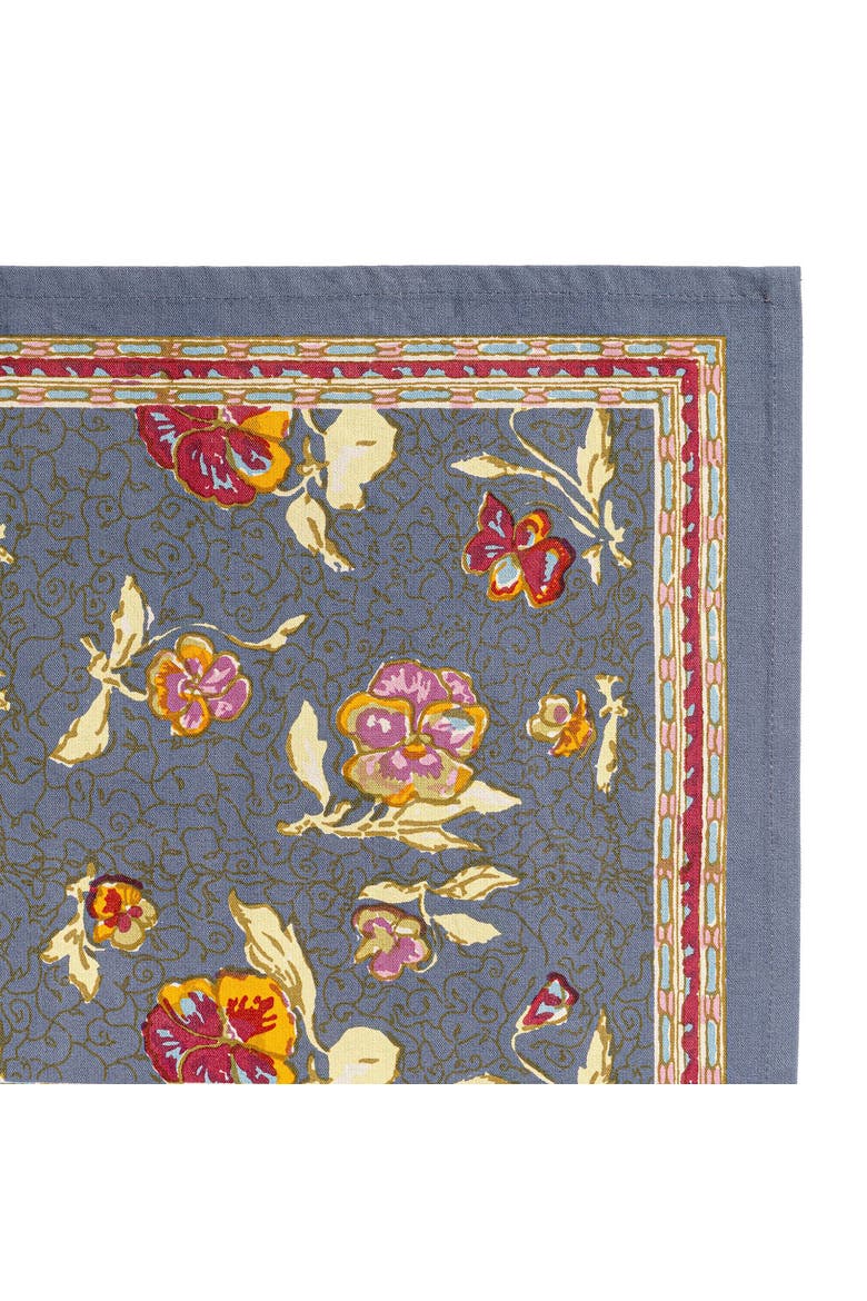 Pansy Mats, Alternate, color, Red/Grey 15" x 18"