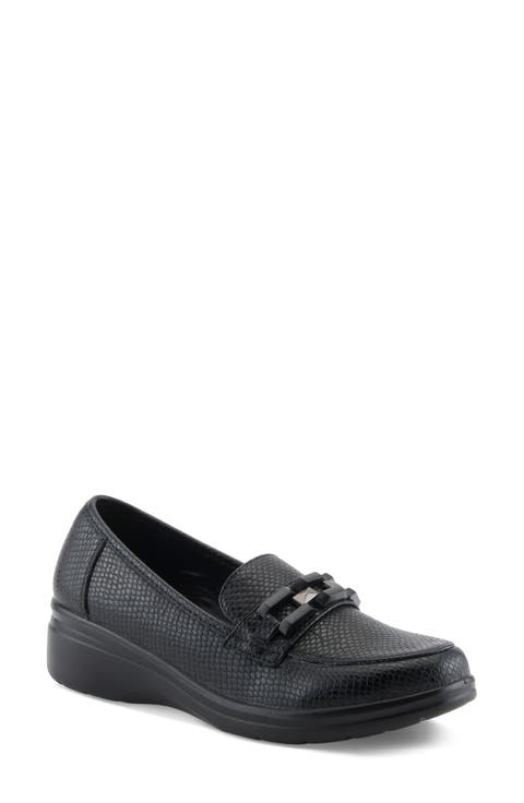 Arisoria Faux Leather Loafer