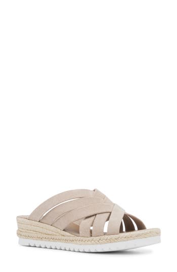 Aquatalia Aura Wedge Sandal In Neutral