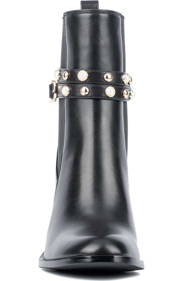 TORGEIS Ivy Studded Chelsea Boot, Alternate, color, Black