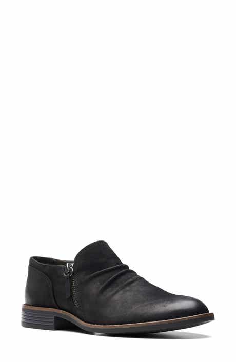 Clarks® Camzin Pace Leather Zip Bootie