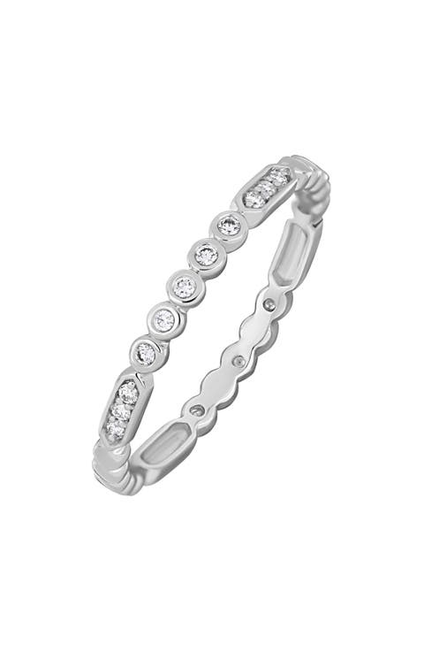 18K Gold Round Cut Diamond Band Ring