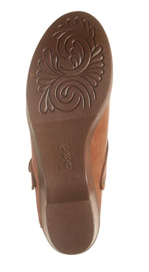 Liv Clog Heel
