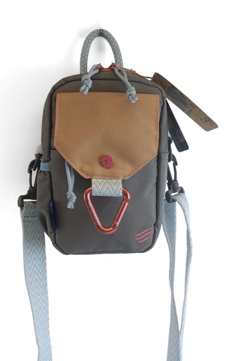 (R)evolution Daily Crossbody