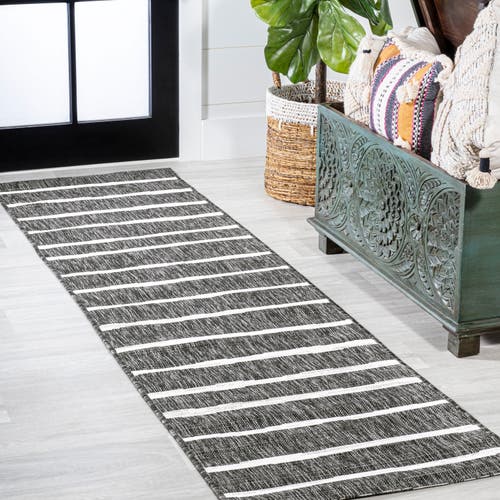 Jonathan Y Colonia Berber Stripe Indoor/outdoor Area Rug In Black/ivory