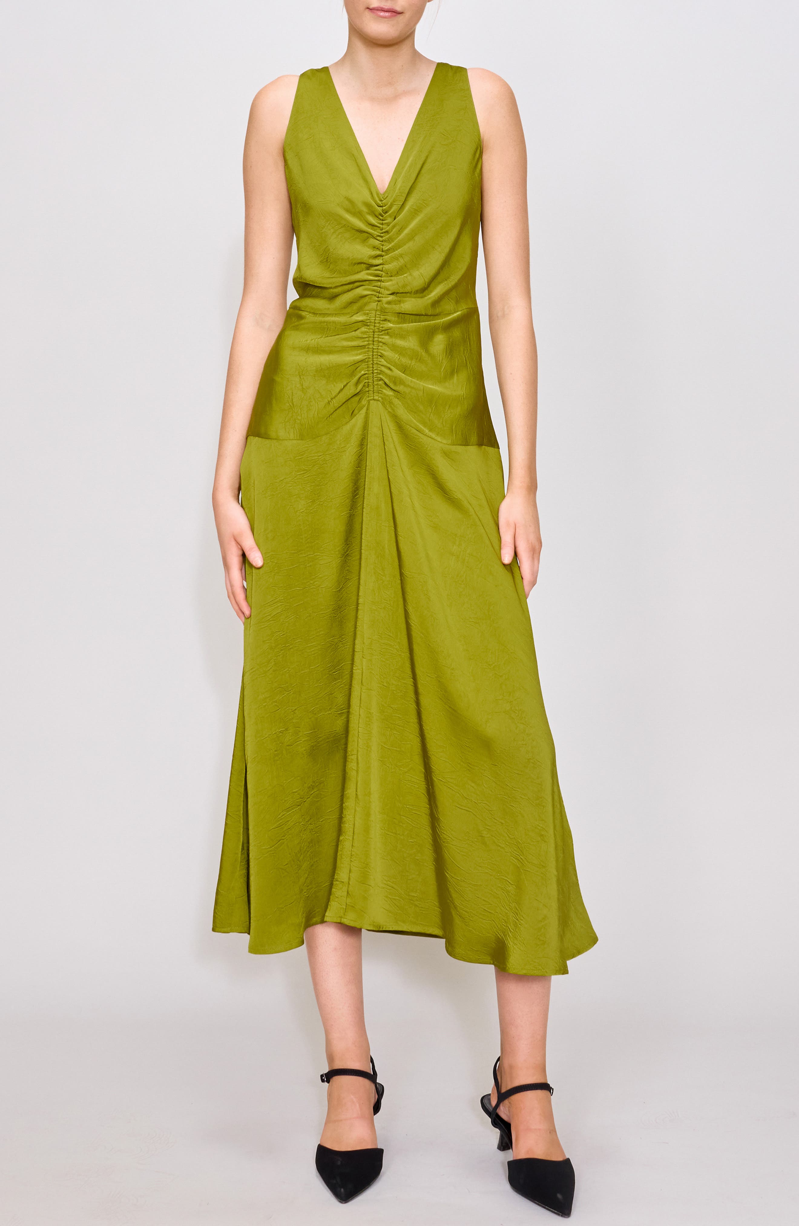 MELLODAY Ruched Drop Waist Satin Midi Dress in Olive 