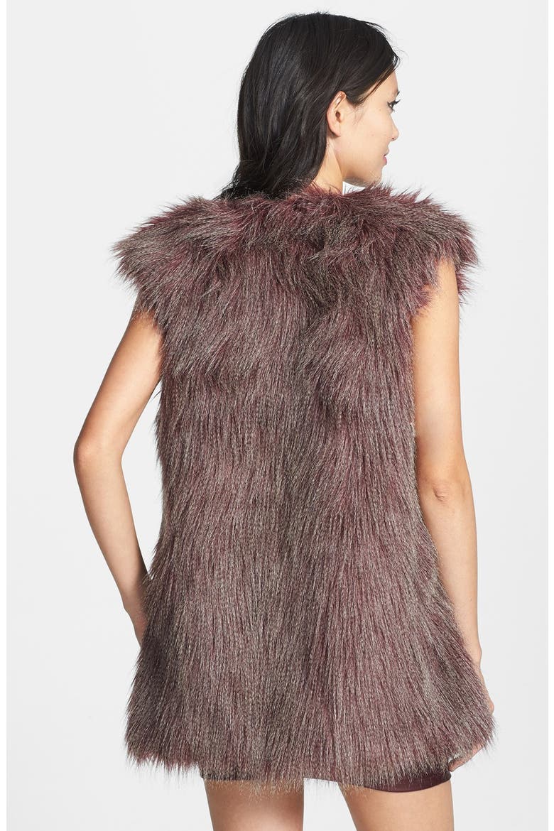 Romeo & Juliet Couture Faux Fur Vest, Alternate, color, BURGUNDY