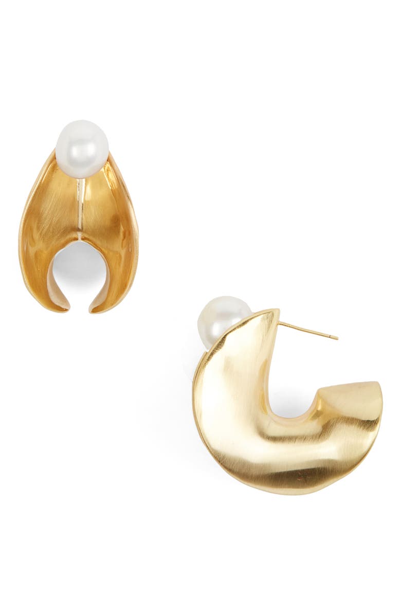 Cult Gaia Shira Freshwater Pearl Earrings, Main, color,