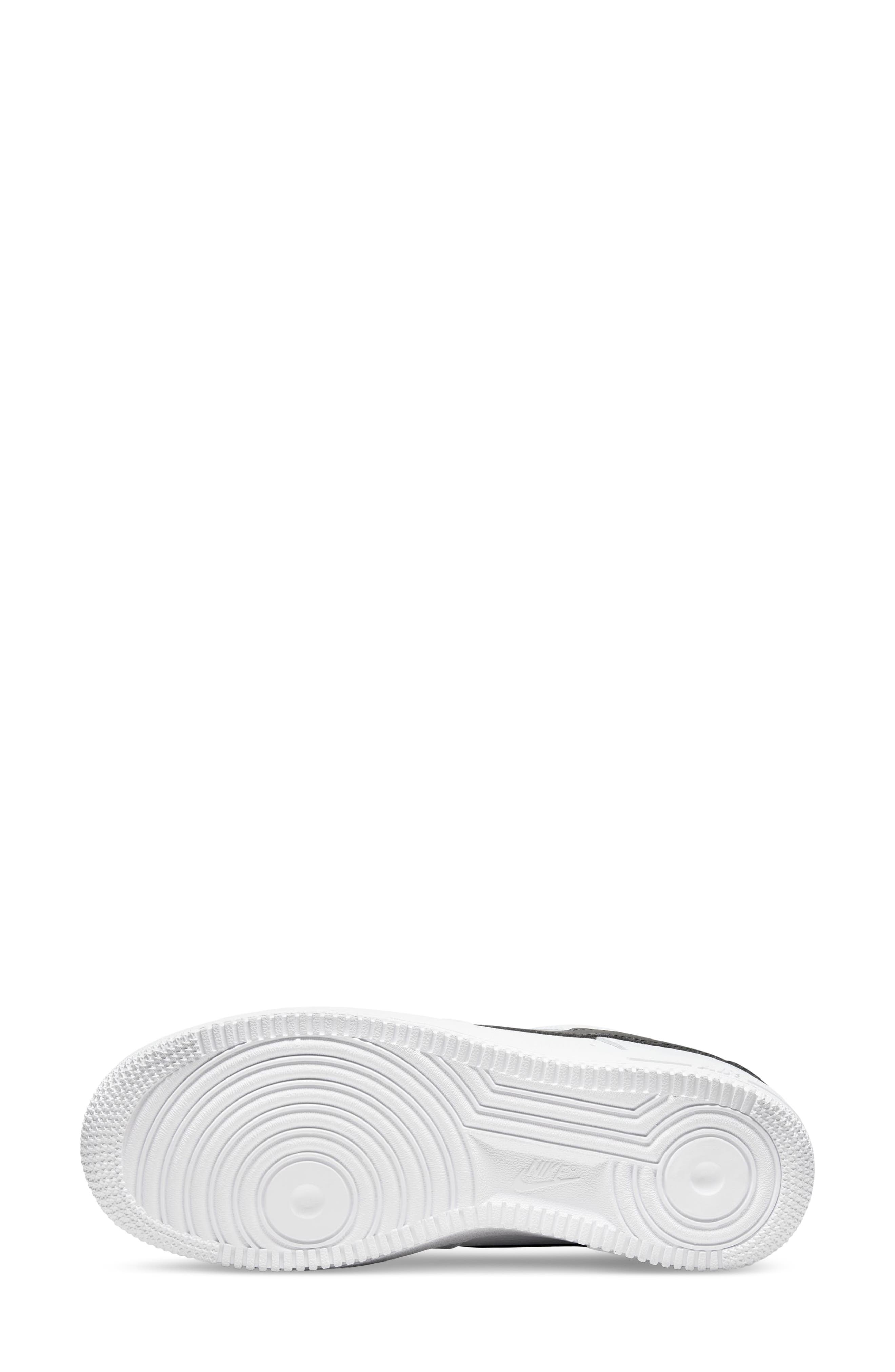 Nike Air Force 1 '07 Basketball Sneaker, Alternate, color, 