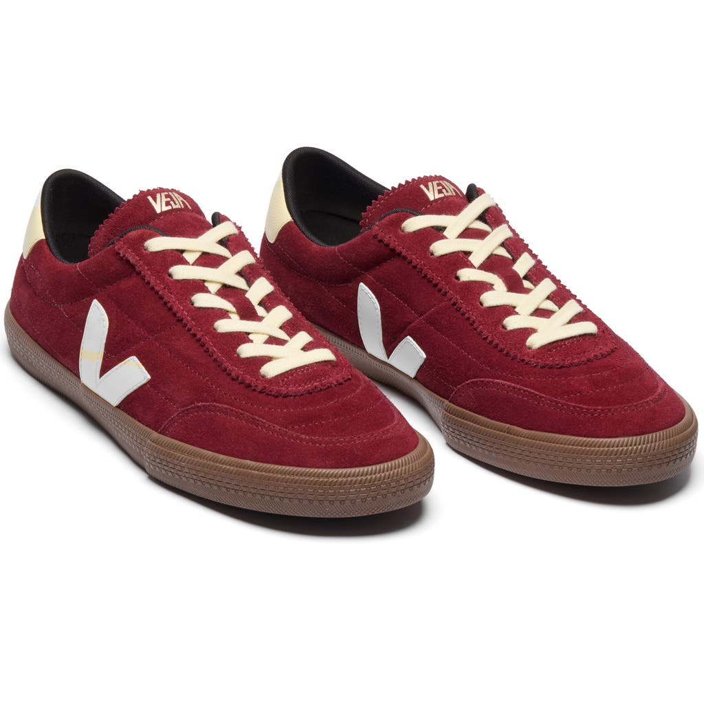 Veja Suede Low-top Sneakers Rubber Sole In Burgundy