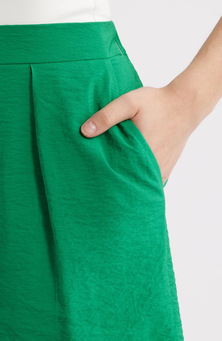 Anne Klein Pleated Pull-On Shorts, Alternate, color, Tropical Green