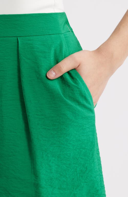 Anne Klein Pleated Pull-on Shorts In Green